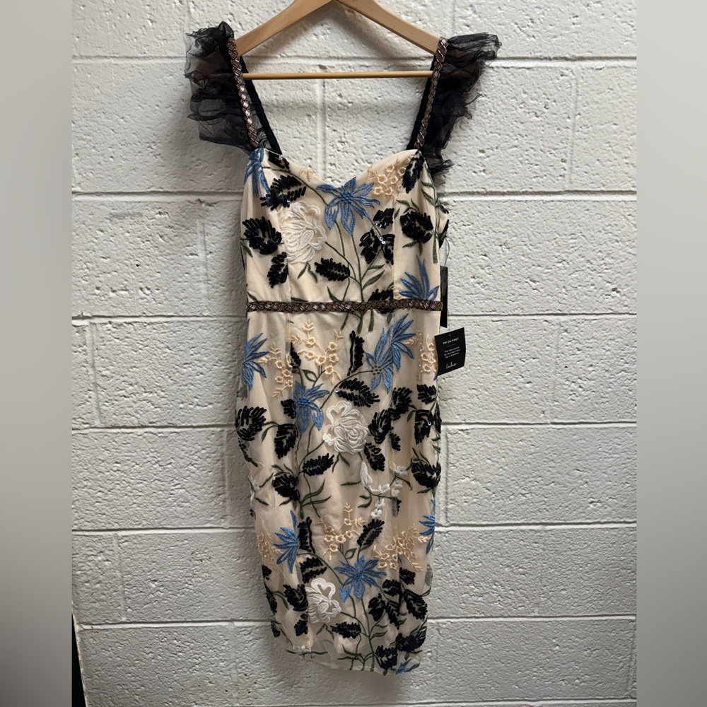 NWT Lulu's Show Stopper Midi Dress Women's Size Medium Embroidered Beaded